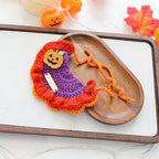 Classic orange pumpkin themed gold-label yarn bib, festive Halloween style.
